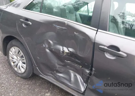 2014 Toyota Camry L/Le/Se/Se Sport/Xle from USA, damaged, VIN 4T4BF1FK2ER429888